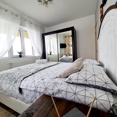 Moonlight Residence Mamaia Exterior photo