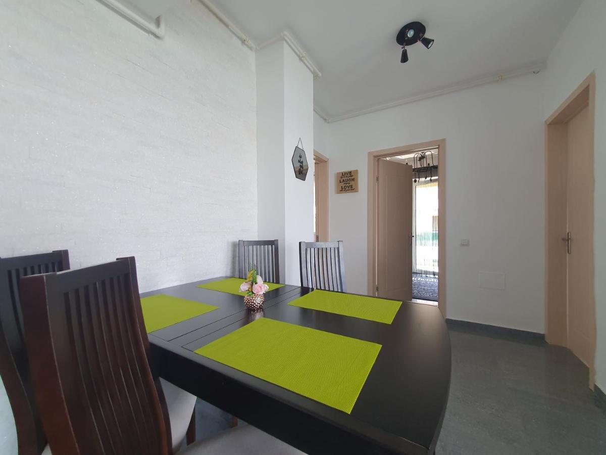 Moonlight Residence Mamaia Exterior photo