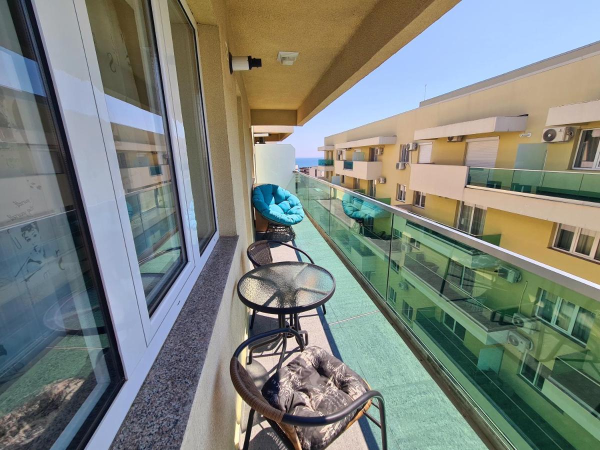 Moonlight Residence Mamaia Exterior photo